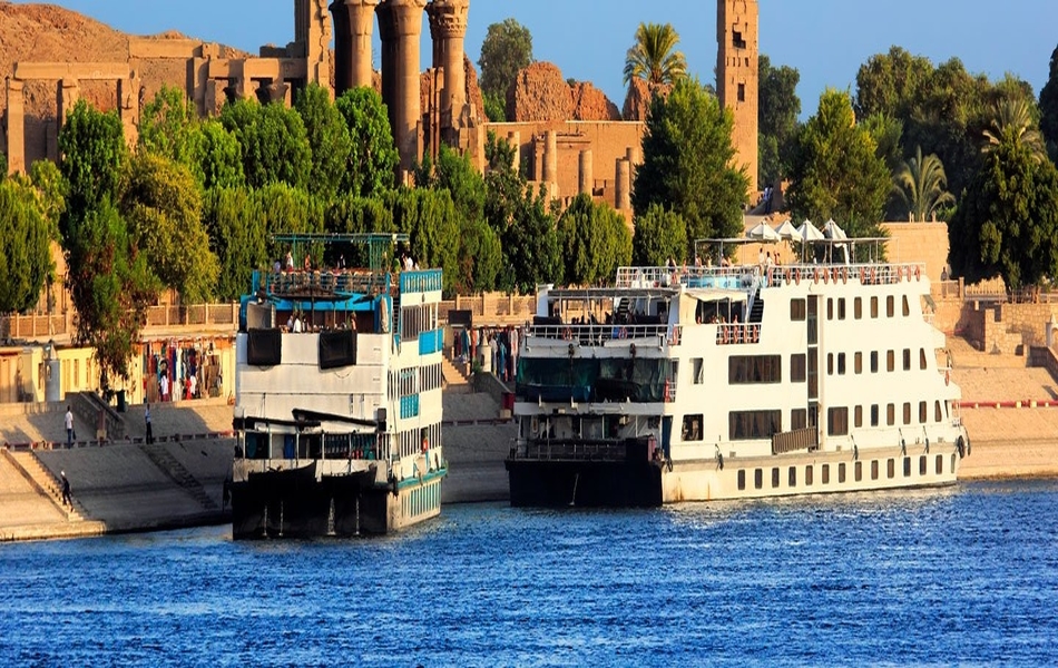Nile Cruise Tour from Aswan to Luxor   3 nights / 4 days 